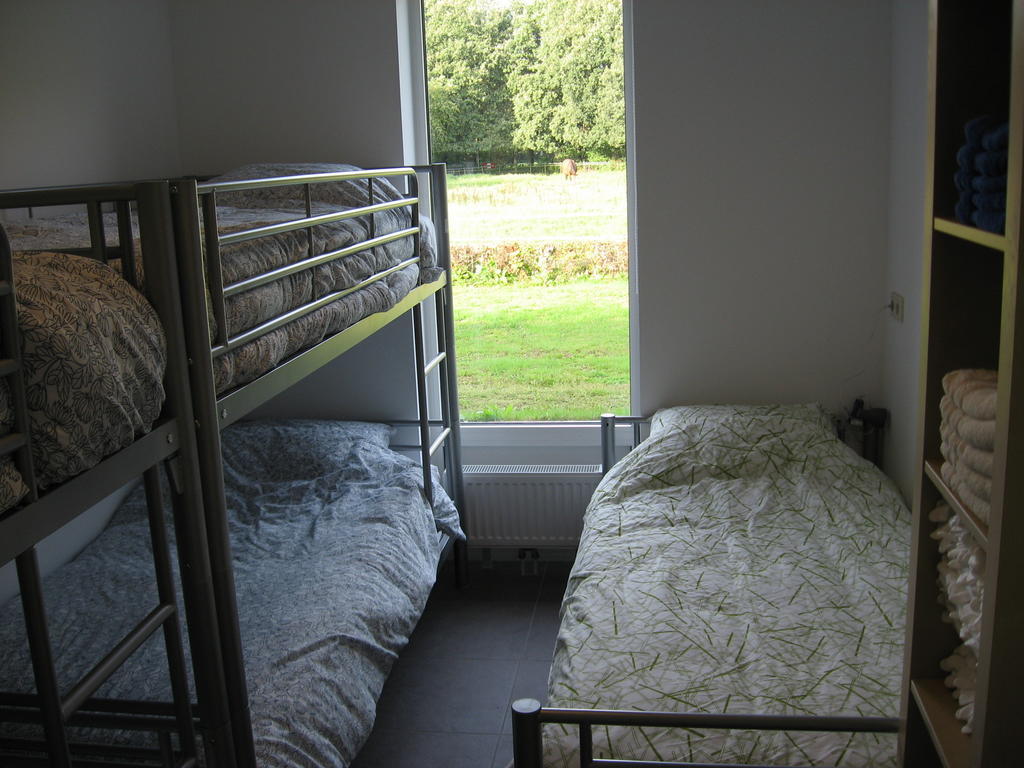 Rustpunt Groote Heide Bed & Breakfast Heeze Екстериор снимка